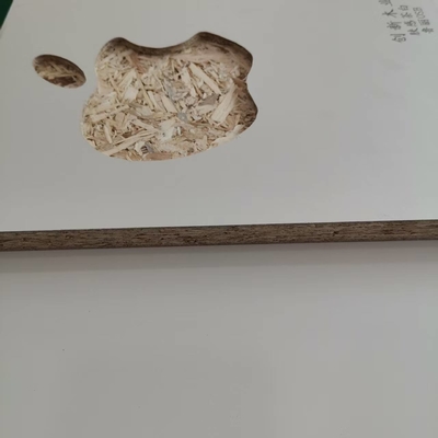 Manufacturer Low Price Green Waterproof Fireproof Pellet Chipboard Various Sizes for Kitchen Bedroom Bathroom Surface Finishing
