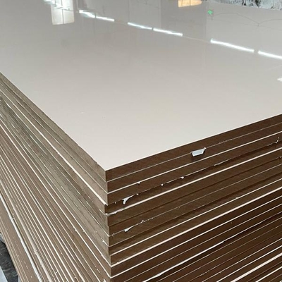 18mm UV Glossy White Laminated Melamine MDF Plywood Panel E1 Formaldehyde Wood Veneer for Wardrobe Kitchen Cabinet Doors
